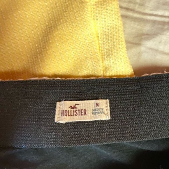 Hollister Wool Mini Skirt - Picture 2 of 3